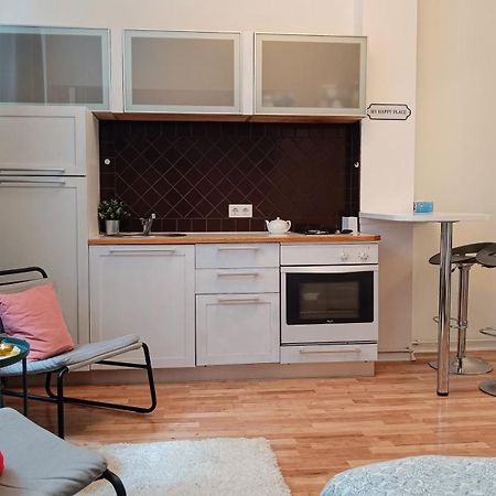 Julia Lacplesa Apartments Riga Luaran gambar